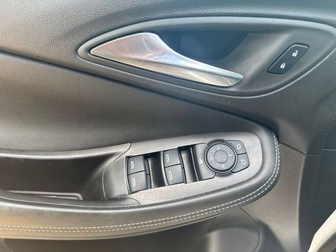 Used 2025 Buick Encore GX Preferred FWD image 14