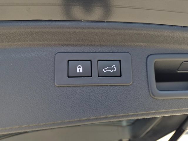 Certified 2025 Subaru Forester Wilderness AWD/4WD image 11