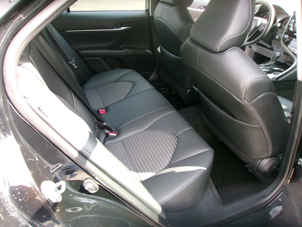 Used 2023 Toyota Camry SE w/ Convenience Package AWD/4WD image 10
