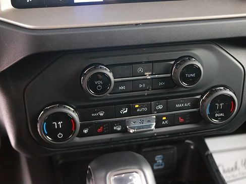 Used 2025 Ford Bronco Outer Banks AWD/4WD image 25