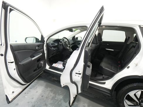 Used 2016 Honda CR-V Touring image 19
