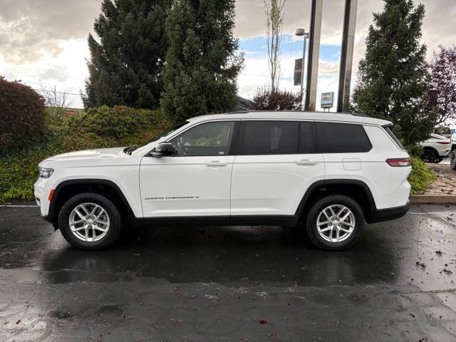 Used 2023 Jeep Grand Cherokee L Laredo AWD/4WD image 3