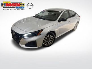 Used 2024 Nissan Altima 2.5 SV 360° Tour
