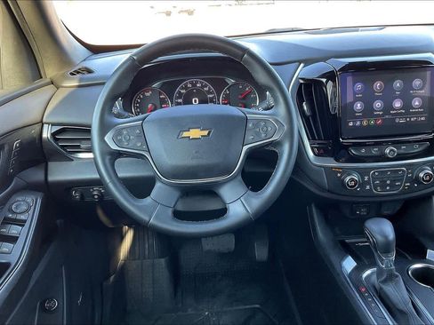 Used 2023 Chevrolet Traverse High Country image 14