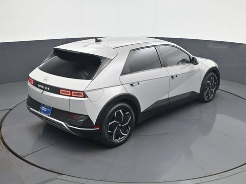 Certified 2023 Hyundai Ioniq 5 SEL RWD image 19