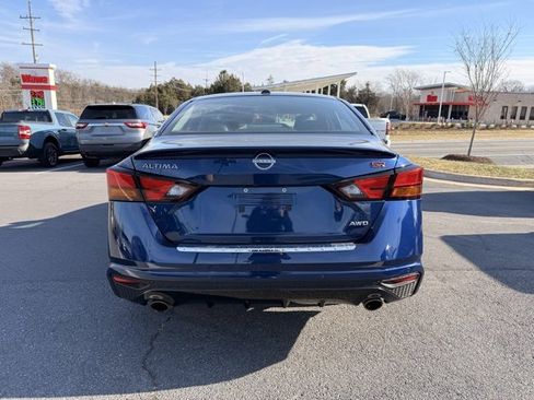 Certified 2023 Nissan Altima 2.5 SR image 6