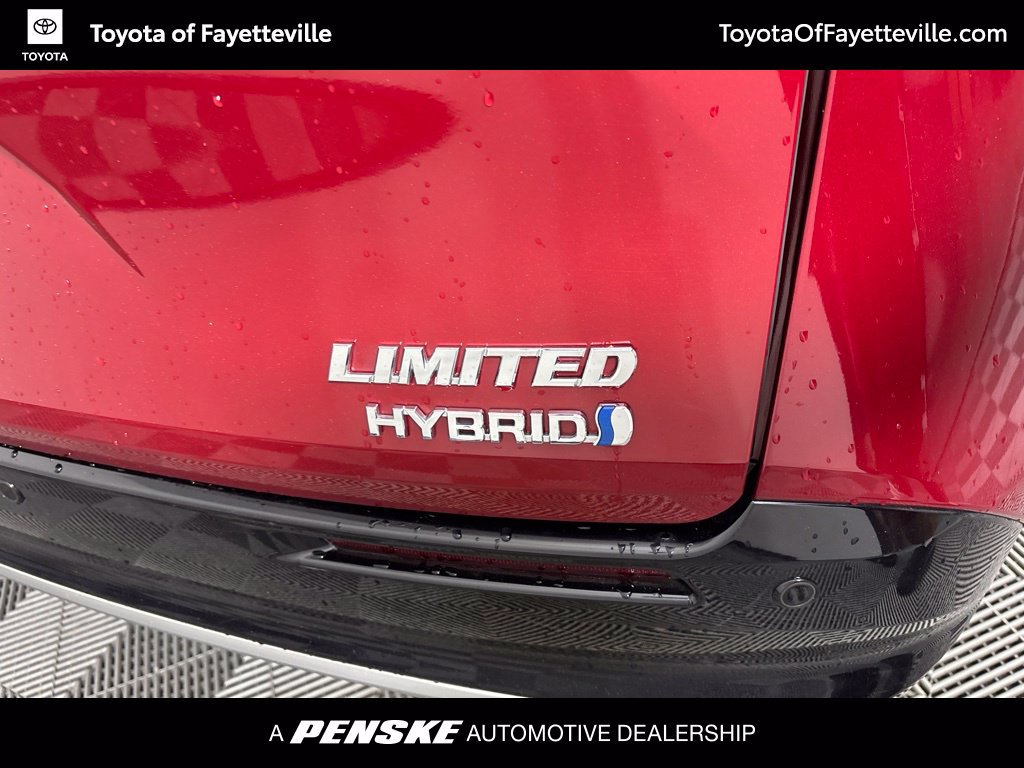 Certified 2023 Toyota Sienna Limited FWD image 21