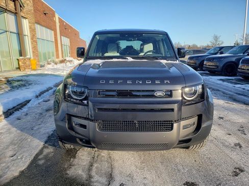 New 2026 Land Rover Defender 110 S image 2