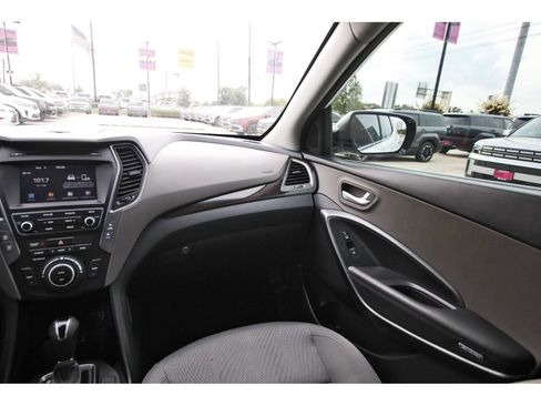 Used 2018 Hyundai Santa Fe Sport w/ 2.4L Value Package 02 FWD image 12