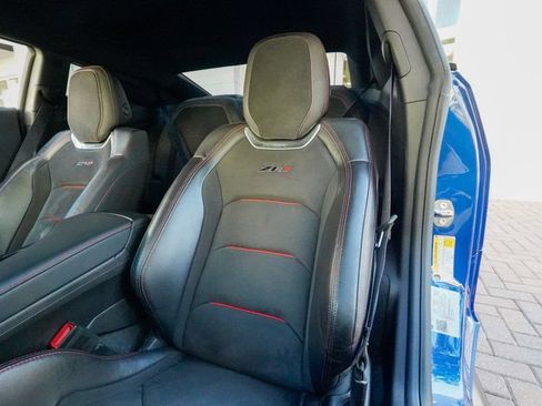Used 2019 Chevrolet Camaro ZL1 image 64