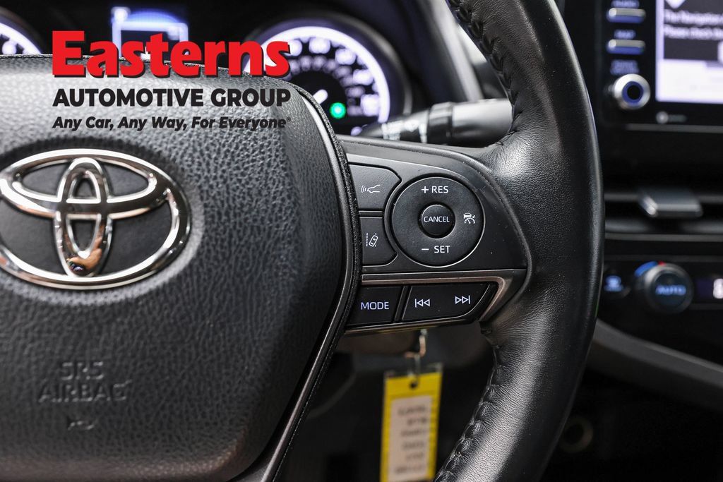 Used 2023 Toyota Camry SE FWD image 15
