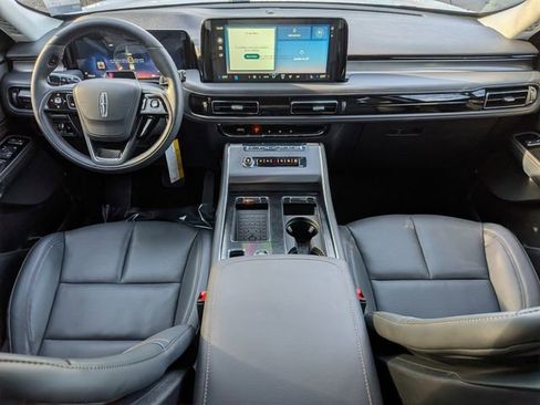 New 2026 Lincoln Aviator 2WD image 13