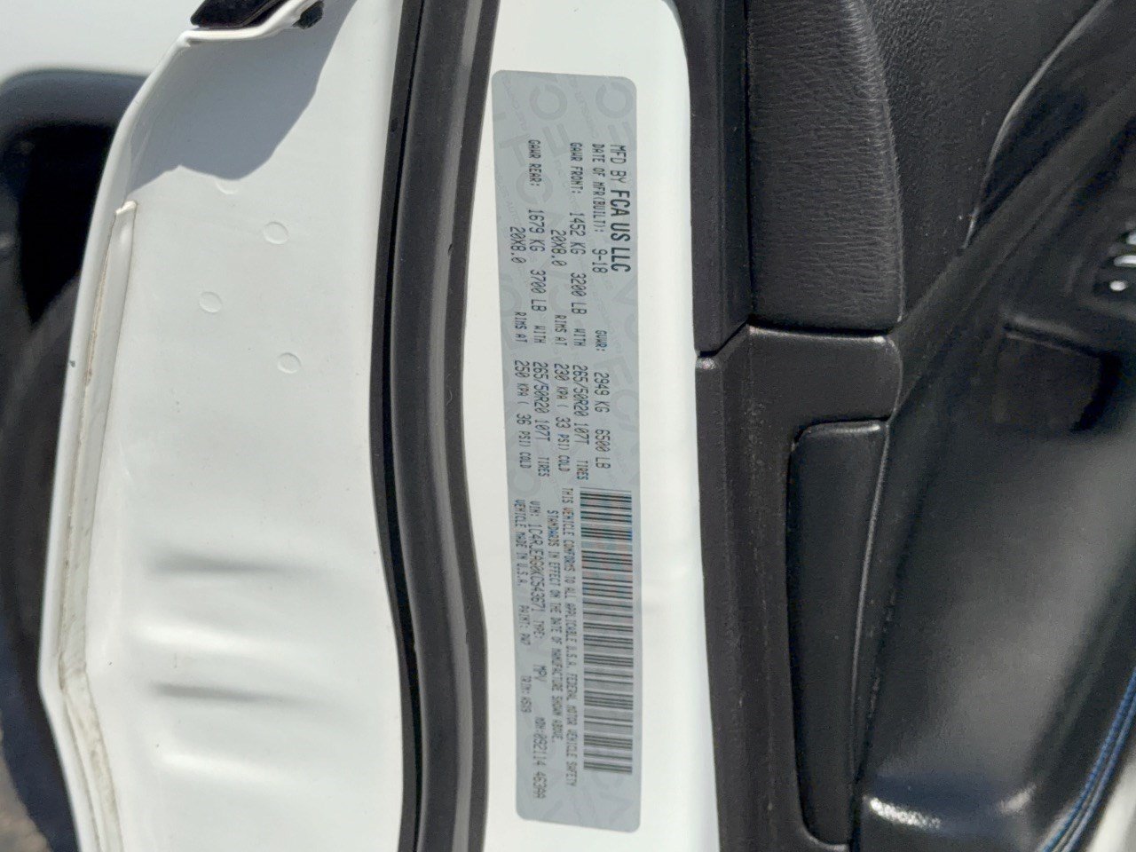 Used 2019 Jeep Grand Cherokee Laredo RWD image 32