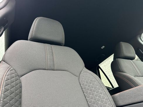 Used 2025 Honda Pilot Sport image 21