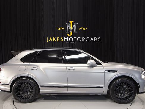 Used 2023 Bentley Bentayga Speed image 23