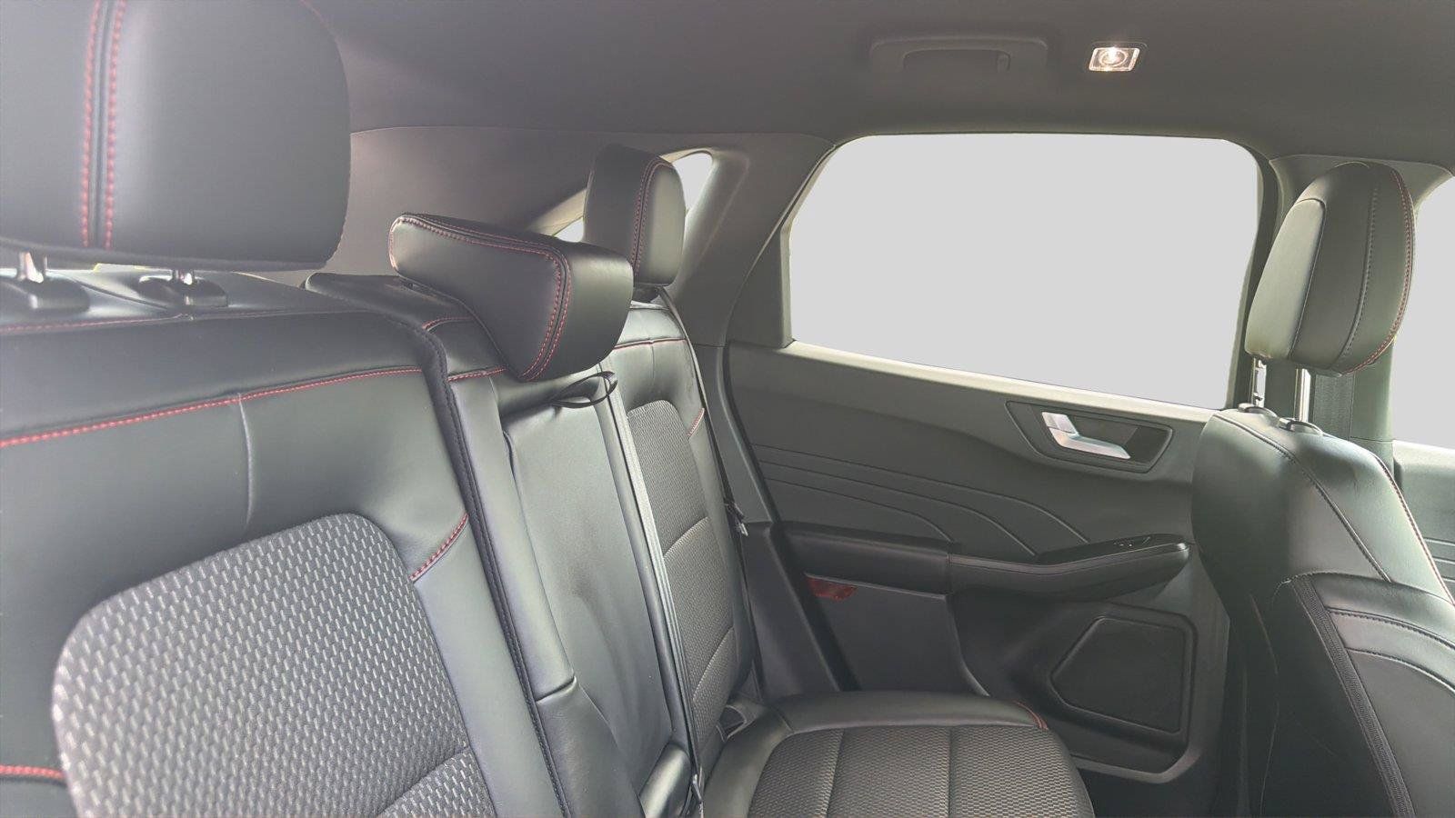 Used 2024 Ford Escape ST-Line w/ Tech Pack #1 AWD/4WD image 19