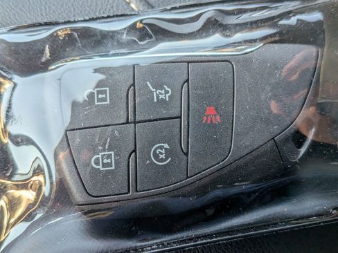 Certified 2025 GMC Acadia Elevation image 36