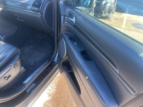 Used 2019 Jeep Grand Cherokee High Altitude image 23