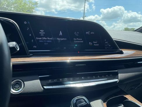 Used 2023 Cadillac Escalade Premium Luxury w/ LPO, Radiant Package AWD/4WD image 24