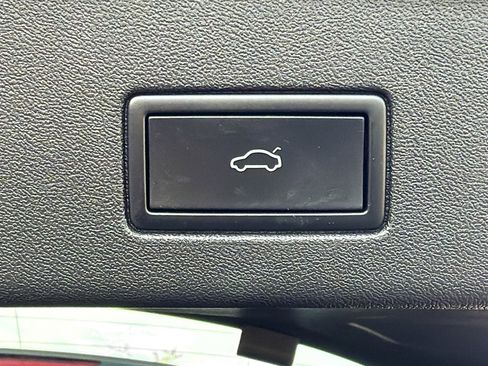Used 2023 Volkswagen ID.4 Pro S AWD/4WD image 30