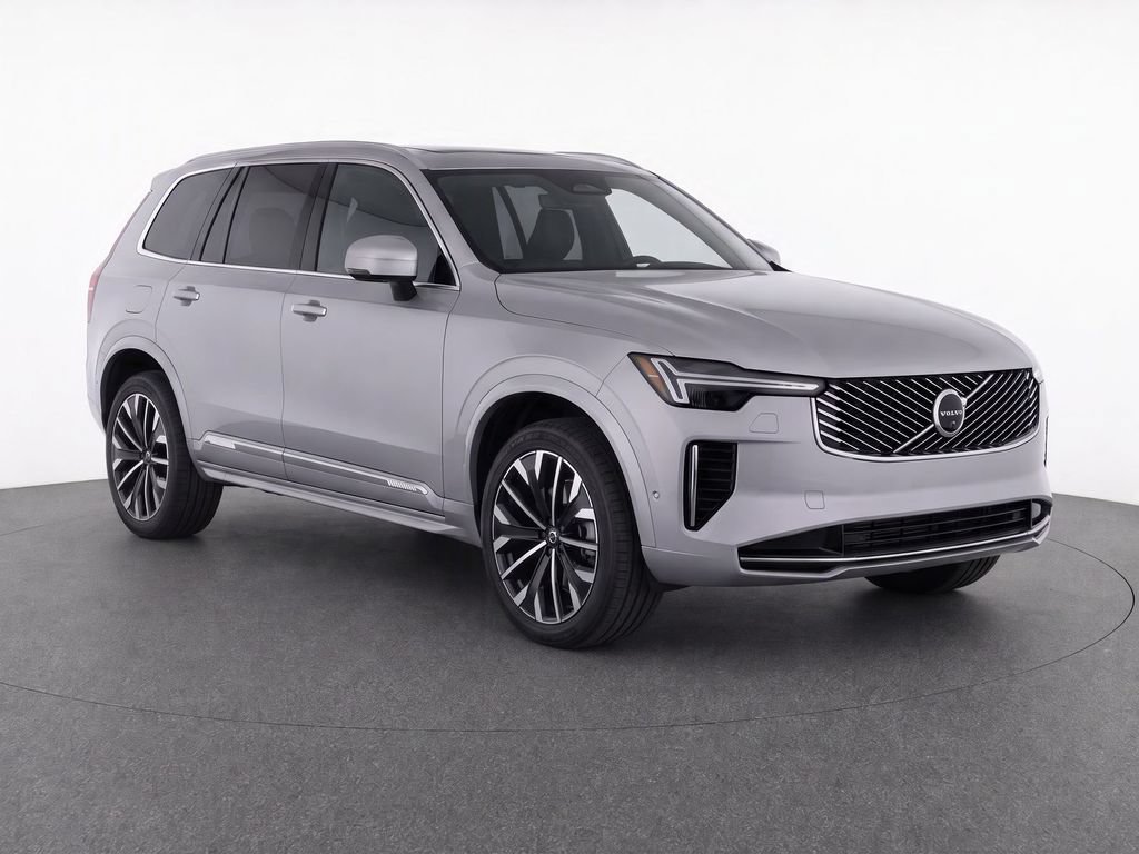 Used 2026 Volvo XC90 B6 Plus w/ Protection Package Premier AWD/4WD image 2