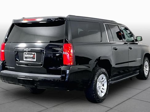 Used 2020 Chevrolet Suburban LT RWD image 12