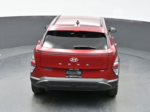 Used 2025 Hyundai Kona SEL AWD/4WD image 40