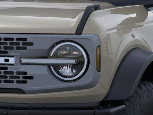 New 2026 Ford Bronco Badlands image 21