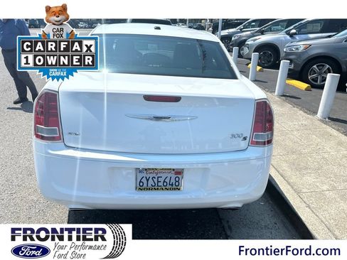 Used 2013 Chrysler 300 S AWD/4WD image 7