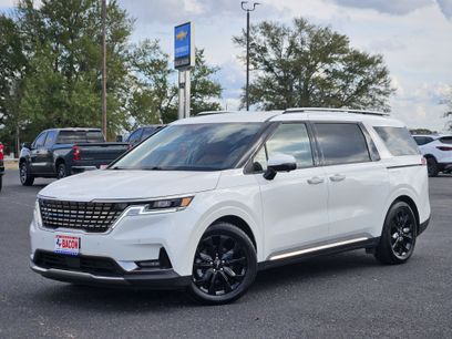 Used 2023 Kia Carnival SX