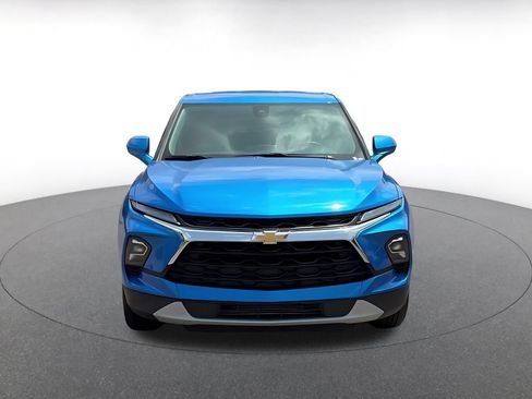 Used 2026 Chevrolet Blazer LT FWD image 4