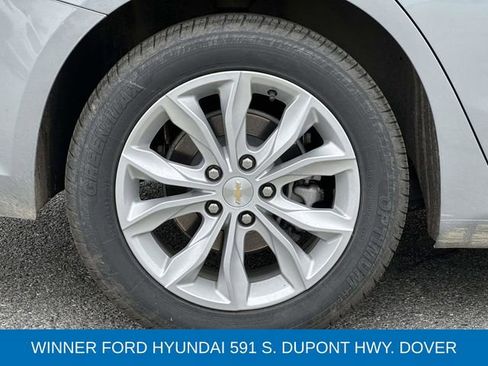 Used 2024 Chevrolet Malibu LT FWD image 8