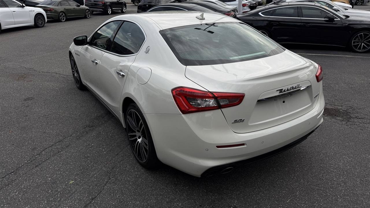 Used 2019 Maserati Ghibli S Q4 AWD/4WD image 11