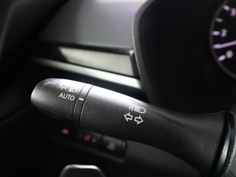 Used 2023 Nissan Altima 2.5 SR w/ SR Premium Package FWD image 39