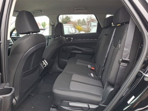 New 2026 Kia Sorento LX image 5