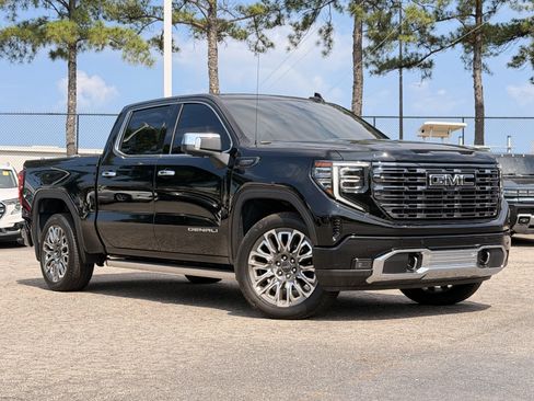 Used 2026 GMC Sierra 1500 Denali Ultimate AWD/4WD image 2