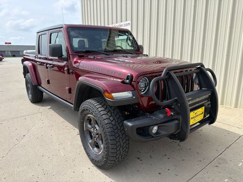 Used 2021 Jeep Gladiator Rubicon AWD/4WD image 2
