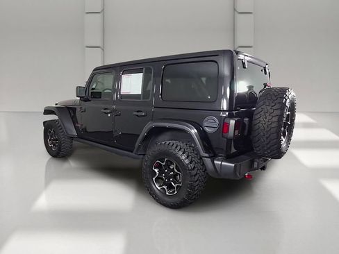 Used 2023 Jeep Wrangler Unlimited Rubicon w/ Cold Weather Group AWD/4WD image 43