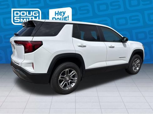 Used 2025 GMC Terrain Elevation AWD/4WD image 2