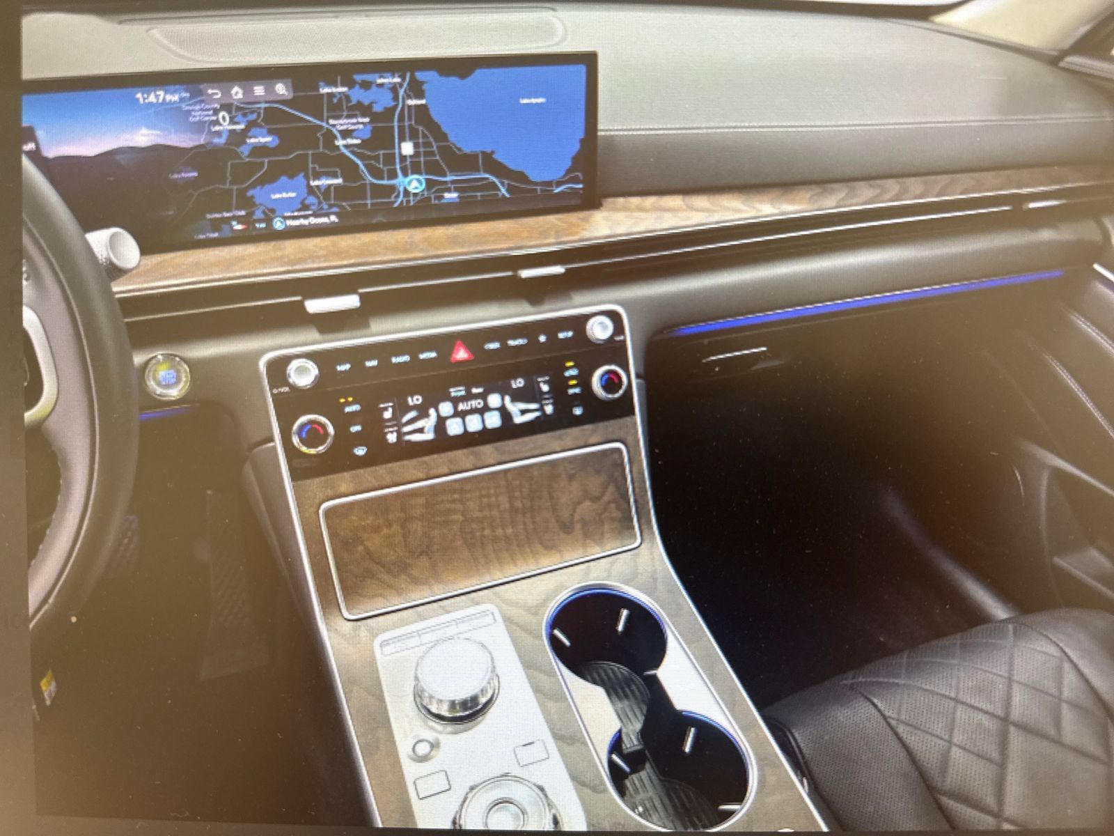 Used 2025 Genesis GV80 3.5T Prestige AWD/4WD image 9