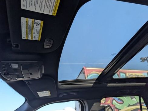 Used 2019 Ford Expedition Max Limited image 15