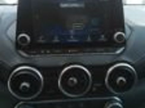Used 2024 Nissan Sentra SV FWD image 7