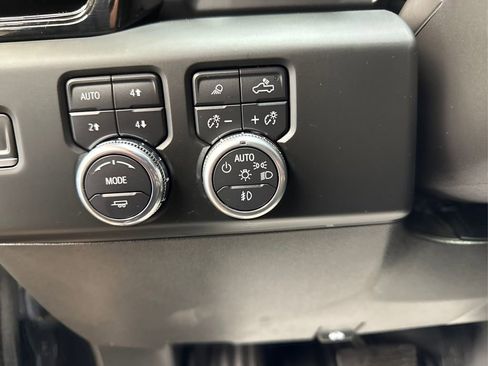 Used 2022 GMC Sierra 1500 AT4 w/ AT4 Premium Package image 26