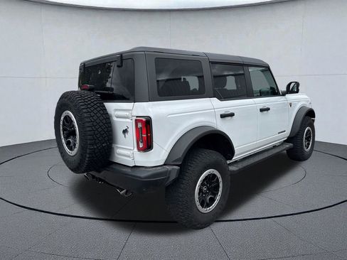 Used 2023 Ford Bronco Badlands AWD/4WD image 2
