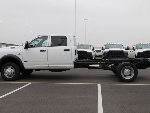 New 2026 RAM 4500 Tradesman w/ Chrome Appearance Group image 3