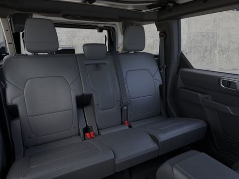 New 2026 Ford Bronco Outer Banks AWD/4WD image 11
