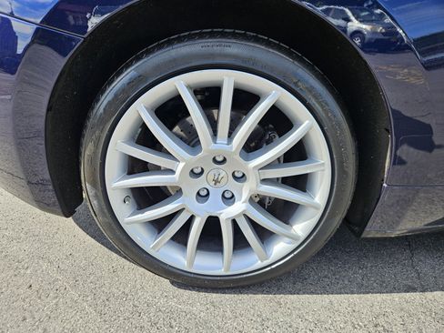 Used 2015 Maserati GranTurismo Convertible RWD image 22