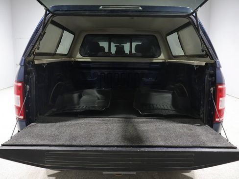 Used 2019 Ford F150 XLT w/ Equipment Group 302A Luxury AWD/4WD image 4