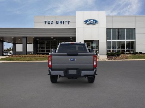 Used 2025 Ford F350 XLT AWD/4WD image 6