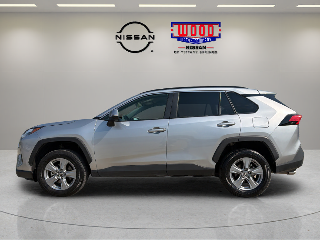 Used 2025 Toyota RAV4 XLE AWD/4WD image 5